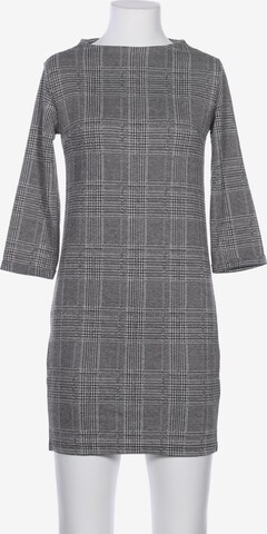 KAPALUA Dress in XS in Grey: front
