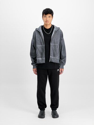 ALPHA INDUSTRIES Regular Byxa i svart