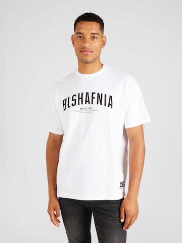 BLS HAFNIA T-shirt 'Backstage' i vit: framsida