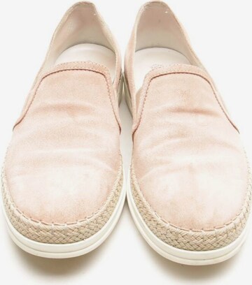 Tod's Flats & Loafers in 37 in Pink