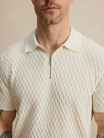 DAN FOX APPAREL Μπλουζάκι 'Manuel' σε λευκό