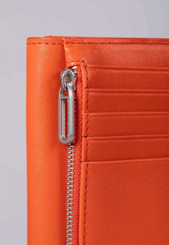 BREE Case 'The Icons Intra' in Orange