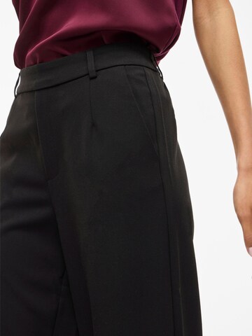regular Pantaloni 'VIVARONA' di VILA in nero