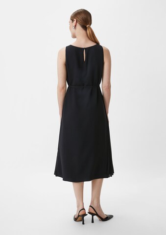 COMMA Kleid in Schwarz: Rückseite