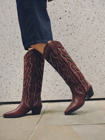 Next - Botas camperas en rojo