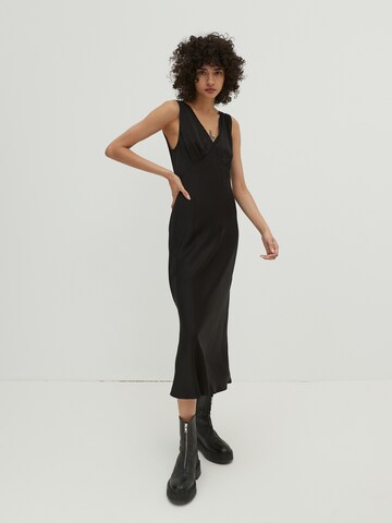 EDITED Sukienka 'Margo' w kolorze czarny: przód
