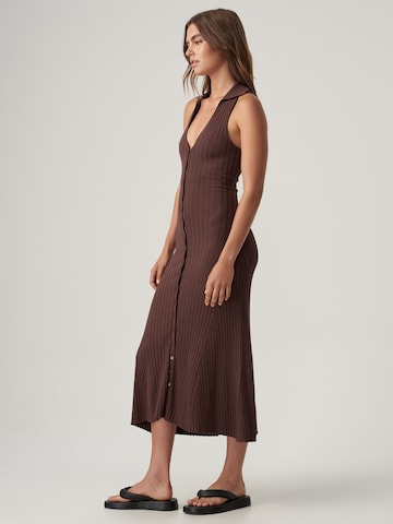 St MRLO Knitted dress 'KELSY' in Brown