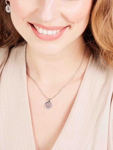 Chaîne Lucardi en argent : devant