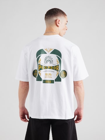 Tricou 'Vantus' de la Pegador pe alb: față