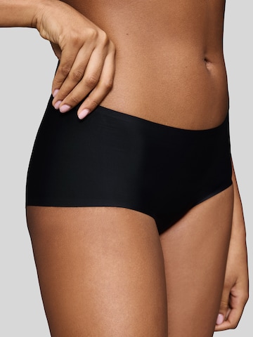 TRIUMPH Panty ' Red Label Body Make-Up Illusion ' in Schwarz