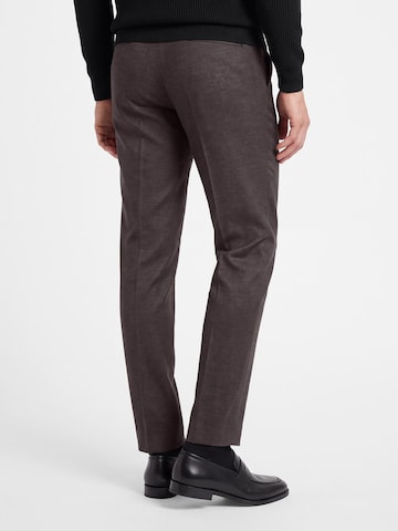 BENVENUTO Regular Suit in Red