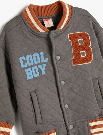 Koton Jacke in Grau