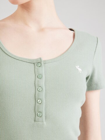 Maglietta di Abercrombie & Fitch in verde