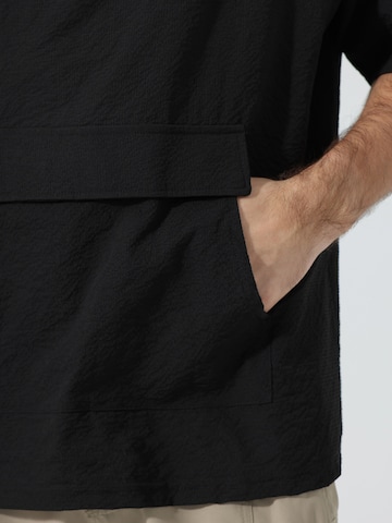 YOUTHUP Shirt 'Kopffrei' in Black