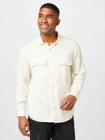 Regular fit Camicia di BURTON MENSWEAR LONDON in beige: frontale