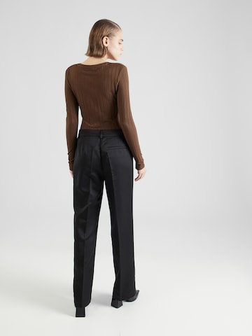 minimum Regular Trousers with creases 'Karlas' in Black