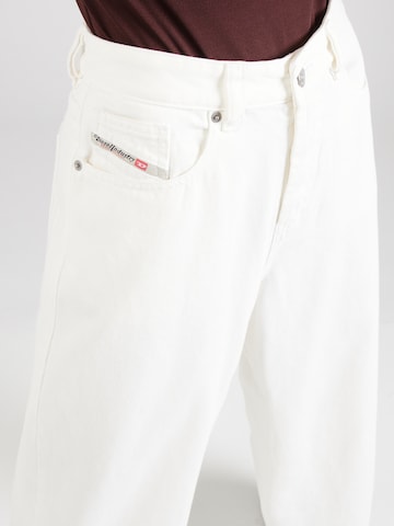 Wide leg Jeans 'SIRE' di DIESEL in bianco