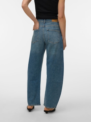 VERO MODA Tønde Jeans 'VMJuno' i blå