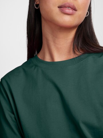 PIECES T-shirt 'RIA' i grön