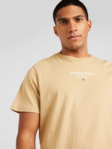 Tommy Jeans T-shirt i beige