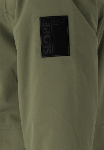 SLOPE Outdoorjacke 'Chescott' in Grün