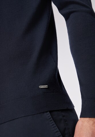 ROY ROBSON Sweater in Blue