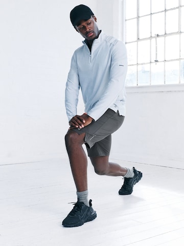 Next Regular Sportshorts in Grau