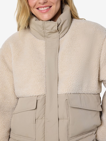 Noisy may Tussenjas 'NMCHERRY' in Beige