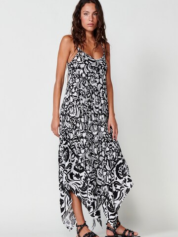 KOROSHI Summer dress in Black