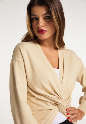 Pullover di faina in beige