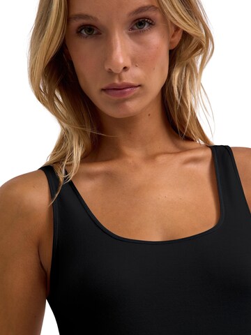 FALKE Top 'Seamless'‌‌ in Schwarz