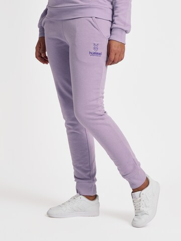 Hummel Tapered Workout Pants in Purple: front