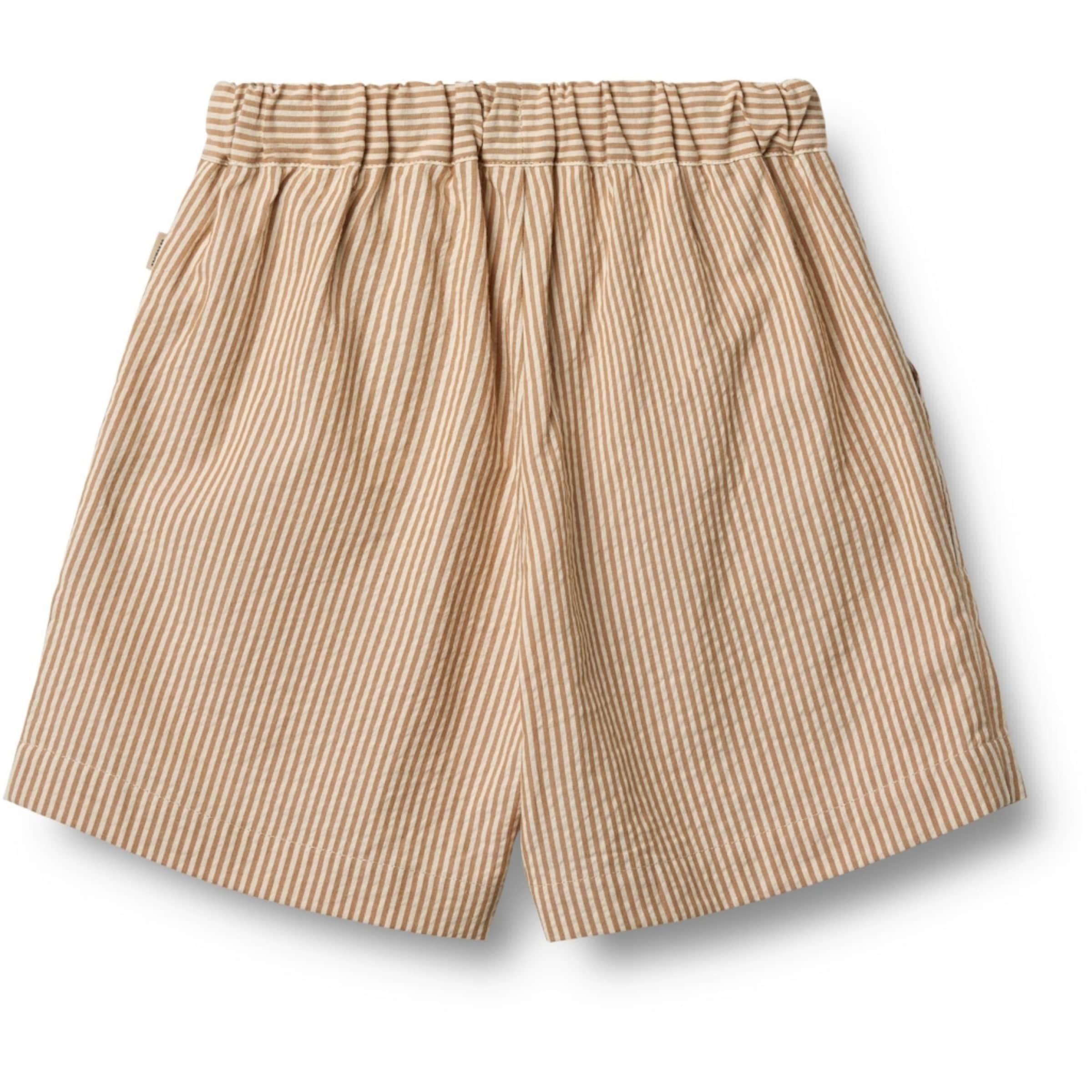 WHEAT Regular Shorts in Braun