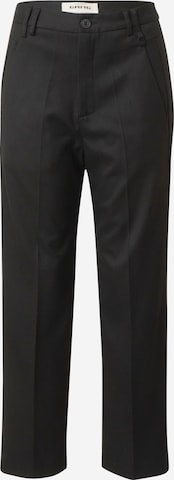 Gang Regular Pleated Pants 'TANYA' in Black: front