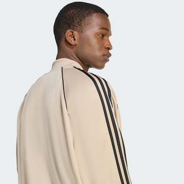 ADIDAS ORIGINALS - Sudadera con cremallera en beige