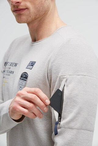 CAMP DAVID Sweater in Grey: front