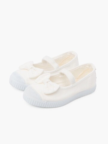 Ballerina di Pisamonas in bianco