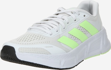 ADIDAS PERFORMANCE - Zapatillas de running 'Questar 2' en blanco: frente