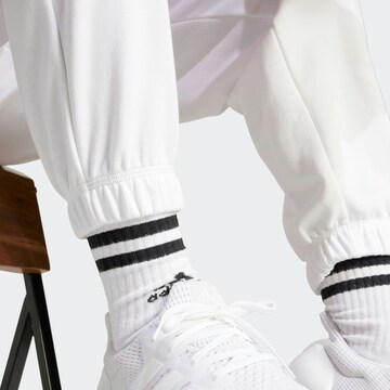 ADIDAS SPORTSWEARTapered Sportske hlače 'ESSENTIALS' - bijela boja