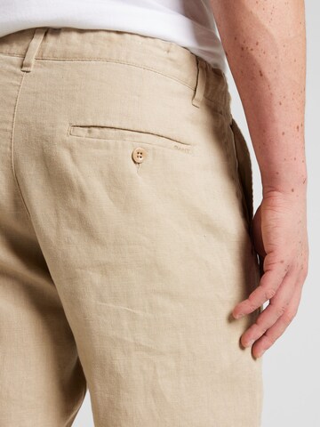 regular Pantaloni chino di GANT in beige