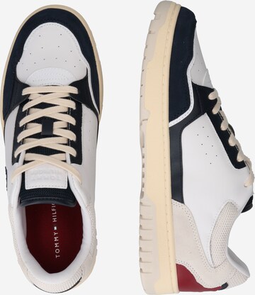 TOMMY HILFIGER - Zapatillas deportivas bajas en blanco