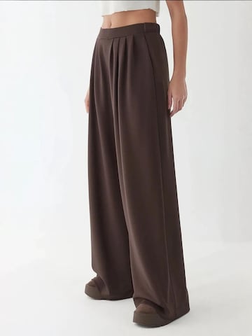 Pantaloni di Hiccup in marrone