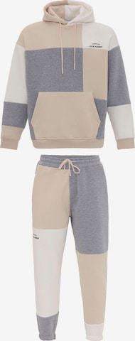 balts Dandalo Treniņtērps: no priekšpuses