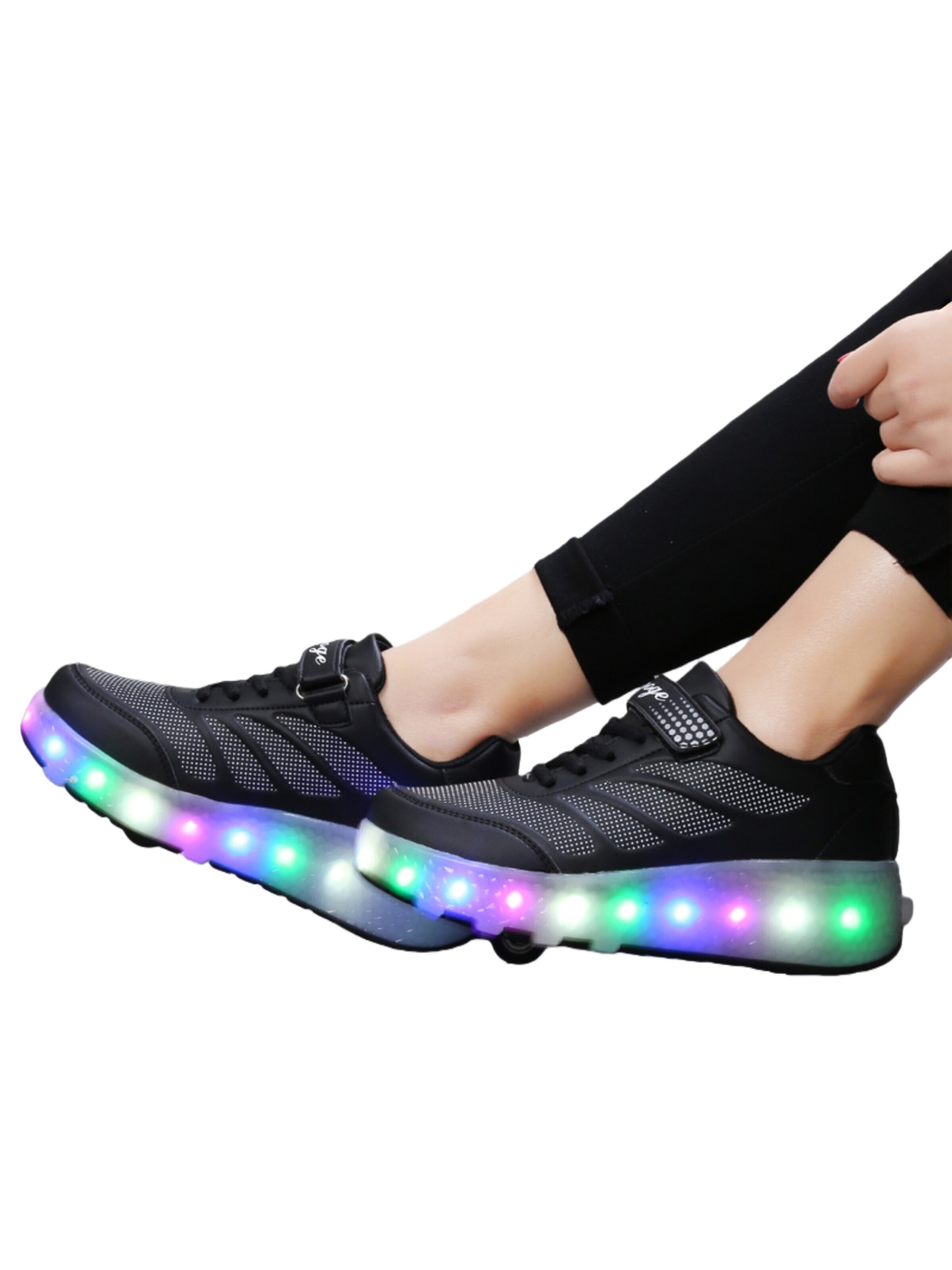 HUSKSWARE Inline and Roller Skates in Black