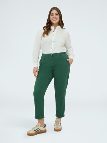 Fiorella Rubino Regular Hose‌‌‌‌‌ in Grün: Vorderseite