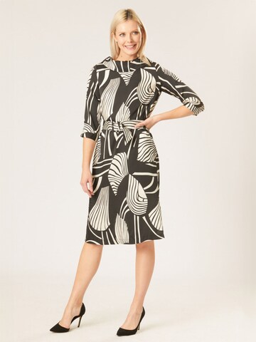 Quiosque - Vestido em preto