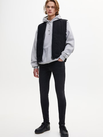 Pull&Bear Skinny Fit Дънки в сиво: отпред