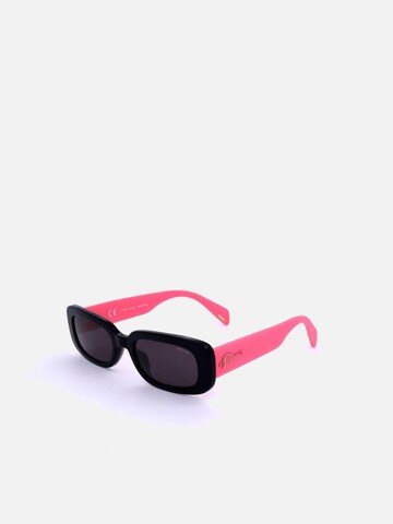 POLICE Sunglasses in Black