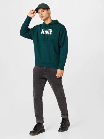 LEVI'S ® - Regular Fit Sweatshirt 'Relaxed Graphic Hoodie' em verde
