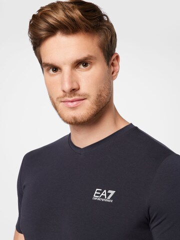 Maglietta di EA7 Emporio Armani in blu